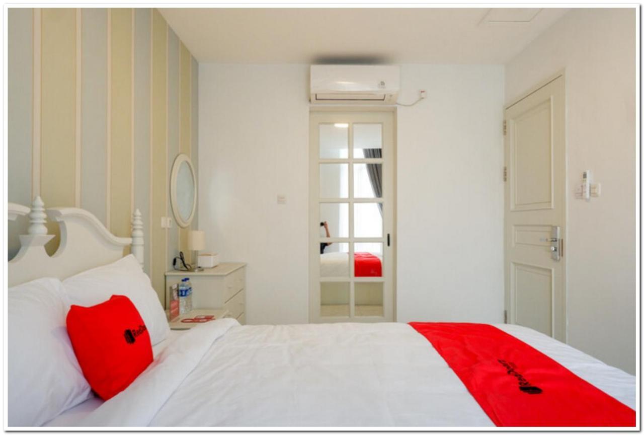 Reddoorz Plus @ Madukoro Raya Σεμαράνγκ Εξωτερικό φωτογραφία