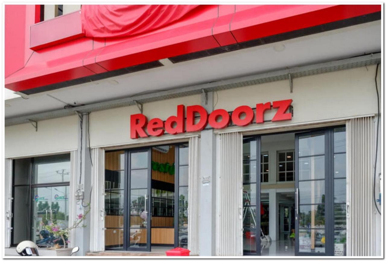 Reddoorz Plus @ Madukoro Raya Σεμαράνγκ Εξωτερικό φωτογραφία